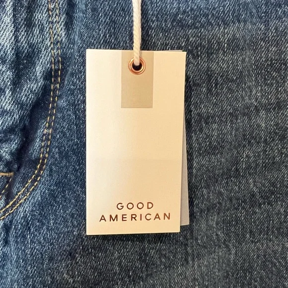 Good American Good 90s Slim Ripped Knee Straight Jeans in Indigo061 (6) - Picture 12 of 13